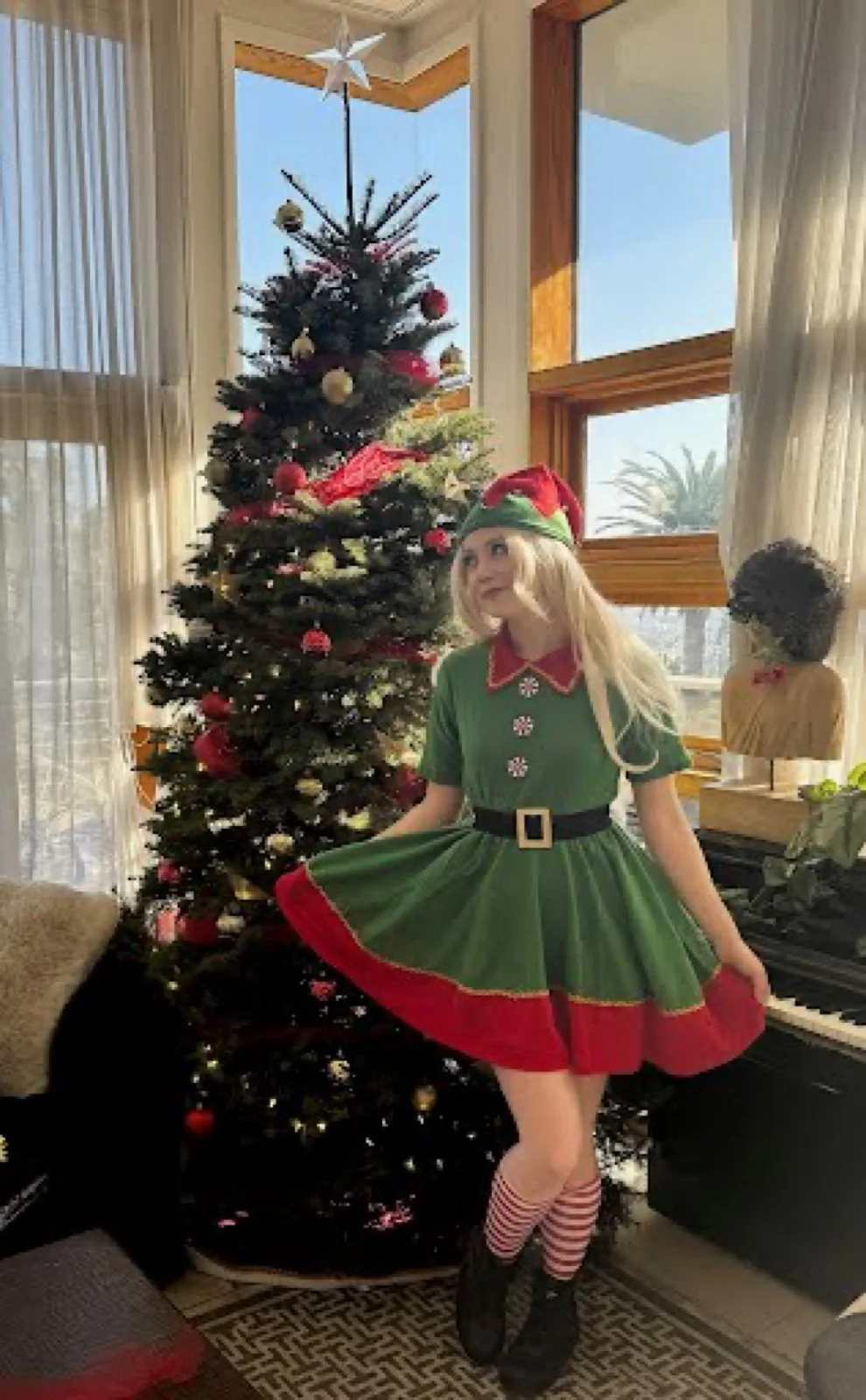 Holiday Elf party character in Chicago