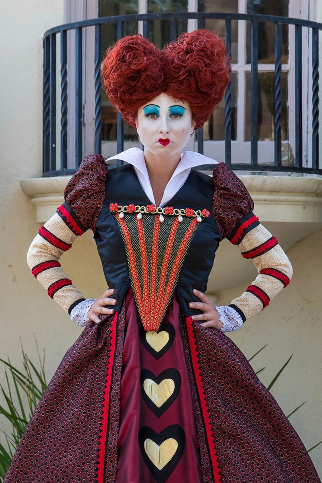 Red Queen – Wonderland party character in Chicago