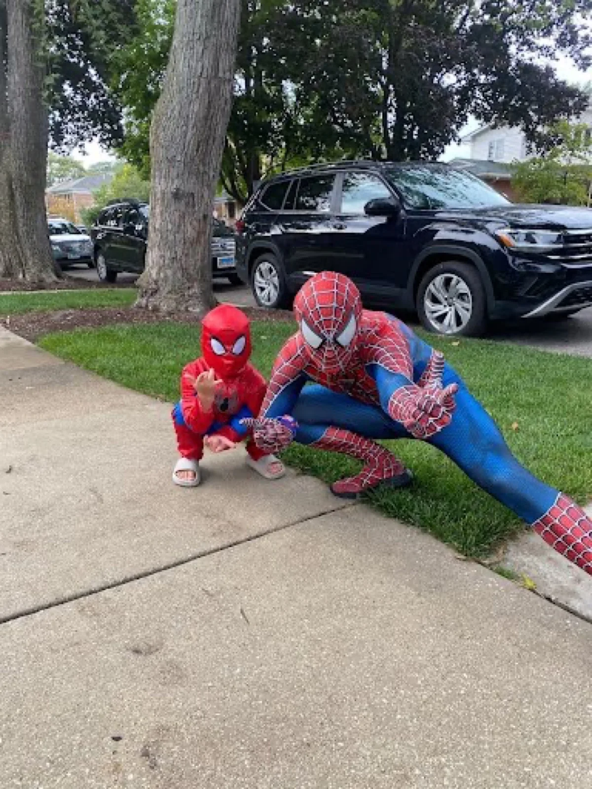 Spider Character party character in Chicago